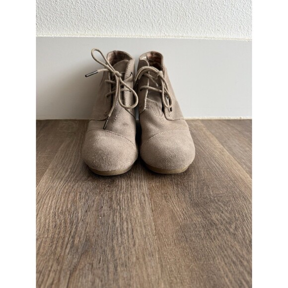Toms Womens Kala Suede Lace-Up Wedge Booties JQ2 Desert Taupe Tan Size US 10 - Picture 1 of 7